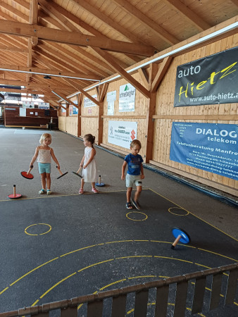 Feri als Eisschütze